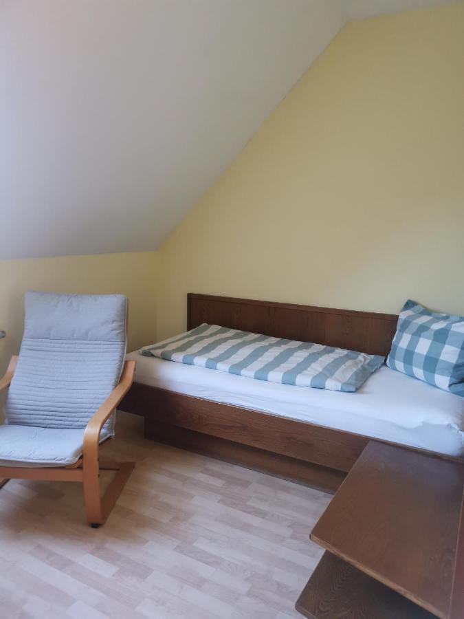 Pension Arkadenhof Лойперсдорф-бай-Фюрстенфельд Экстерьер фото