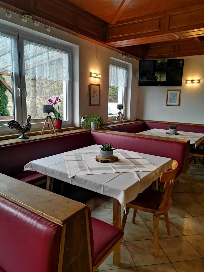 Pension Arkadenhof Лойперсдорф-бай-Фюрстенфельд Экстерьер фото
