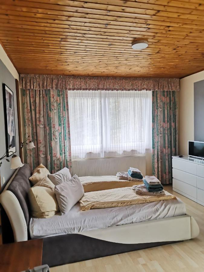 Pension Arkadenhof Лойперсдорф-бай-Фюрстенфельд Экстерьер фото