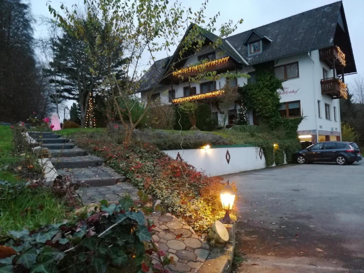 Pension Arkadenhof Лойперсдорф-бай-Фюрстенфельд Экстерьер фото