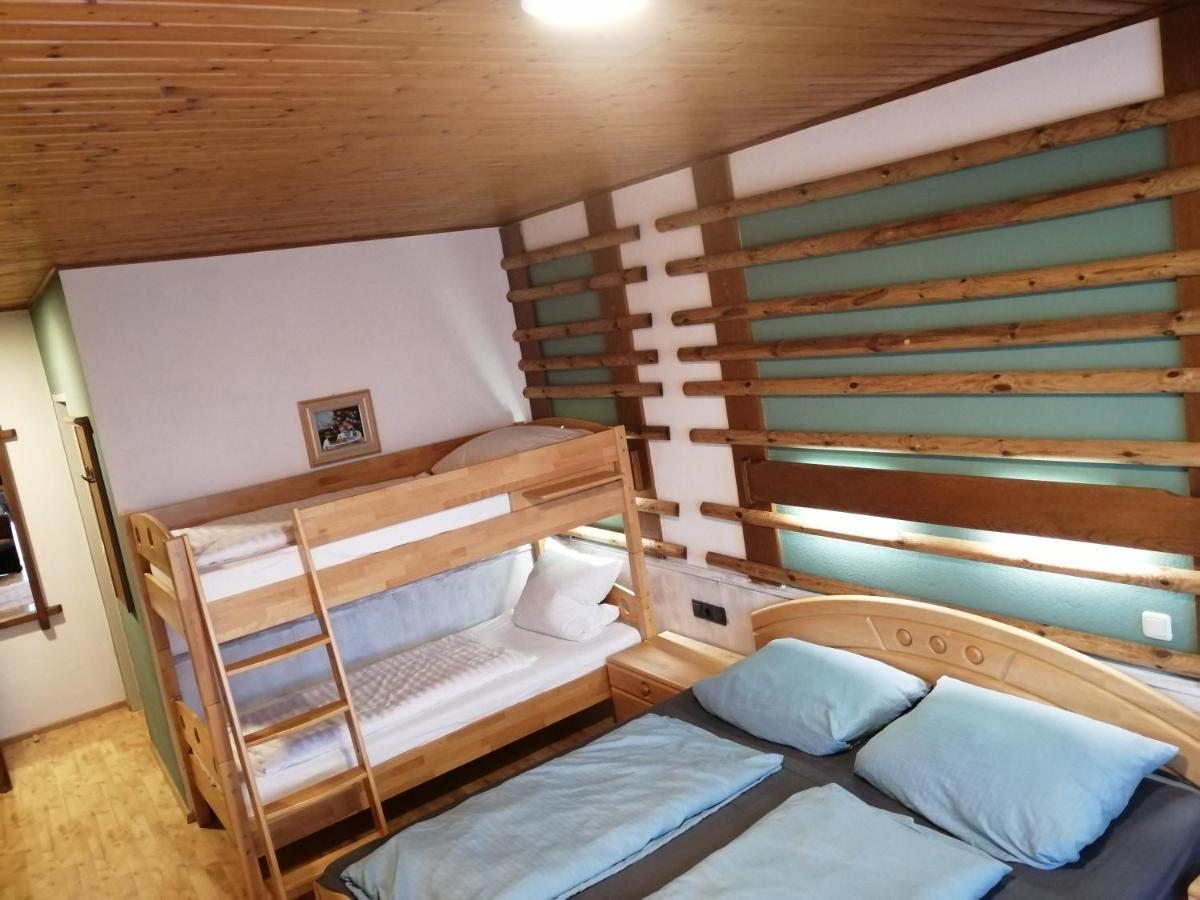 Pension Arkadenhof Лойперсдорф-бай-Фюрстенфельд Экстерьер фото