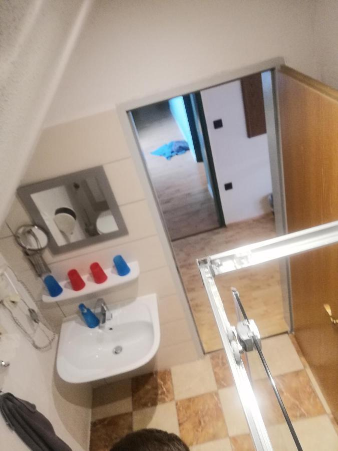 Pension Arkadenhof Лойперсдорф-бай-Фюрстенфельд Экстерьер фото