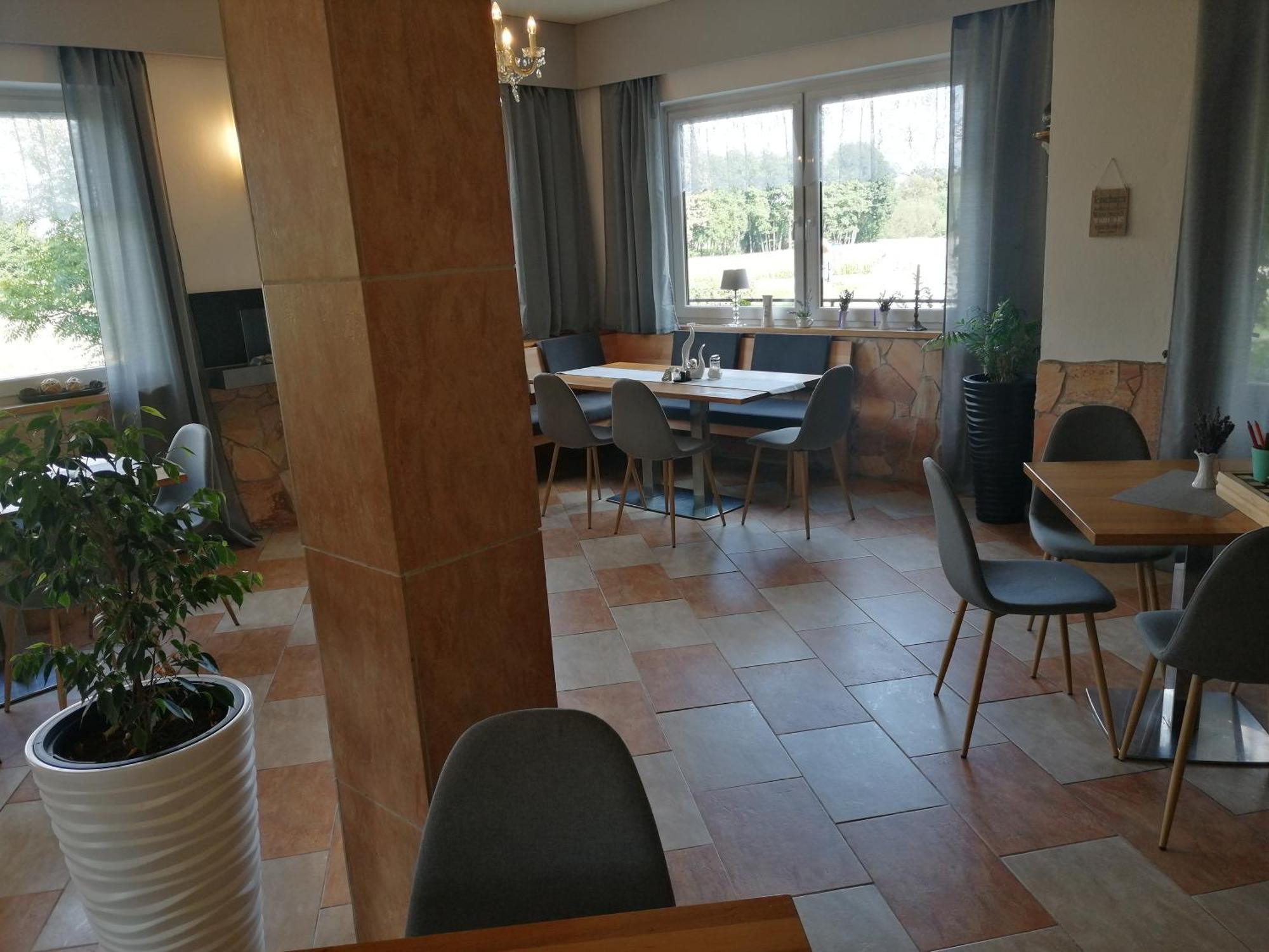 Pension Arkadenhof Лойперсдорф-бай-Фюрстенфельд Экстерьер фото